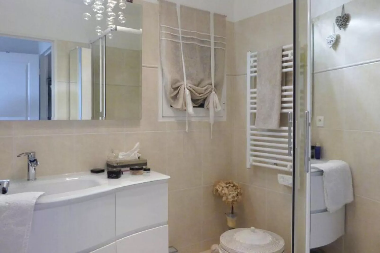 Ferienwohnung in Mandelieu-La Napoule-Badezimmer