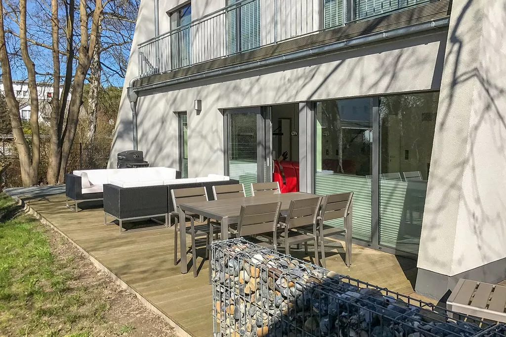 190284-Terrace
