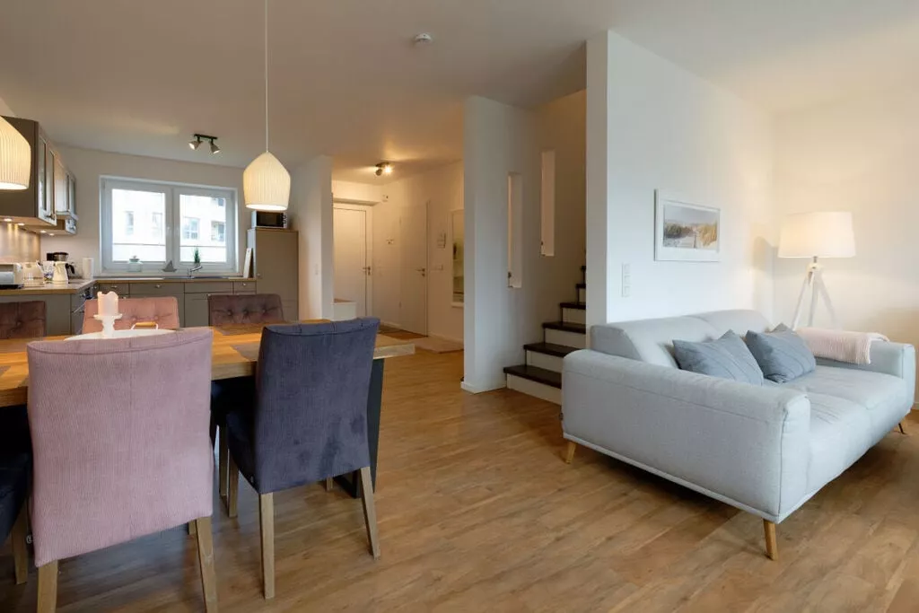 286879-Dining room