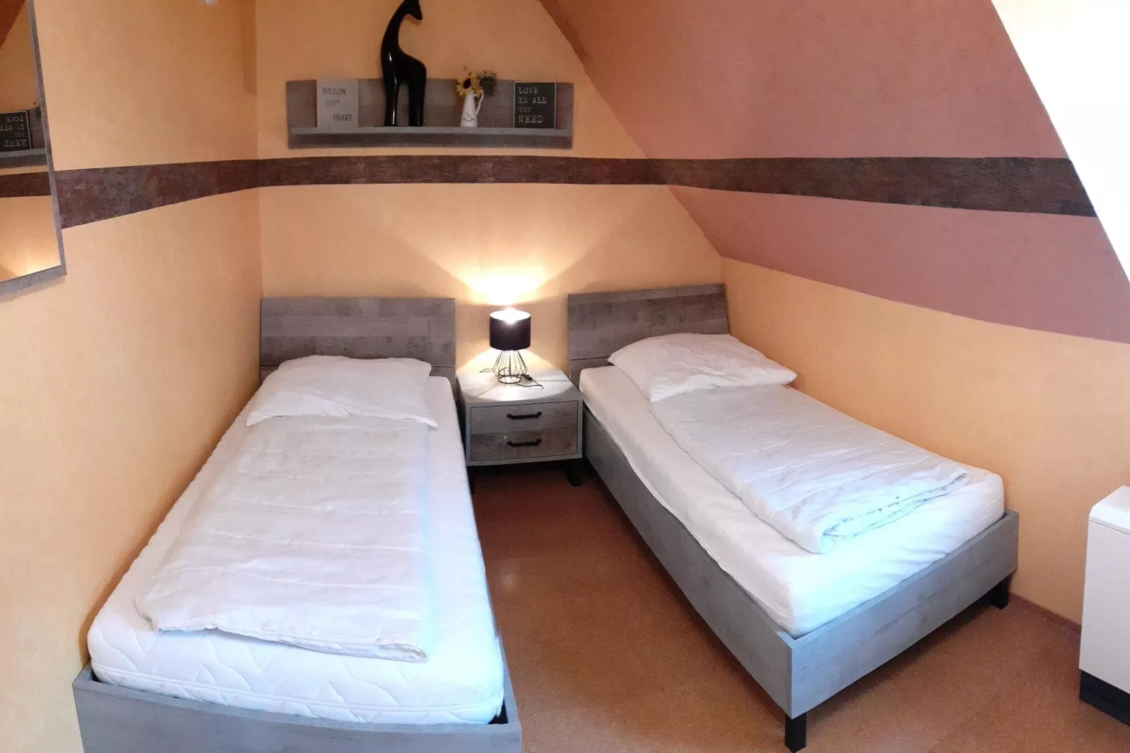 Haus Moselblick-Schlafzimmer