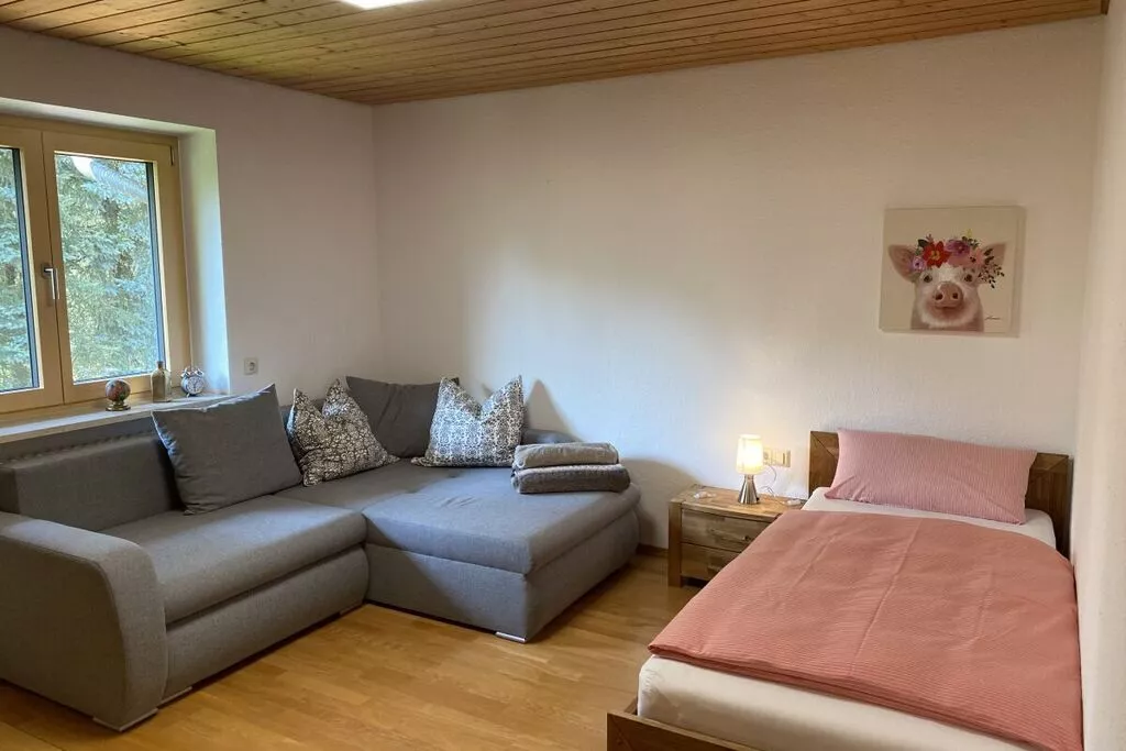 345885-Bedroom