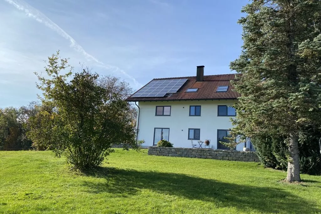 345885-View