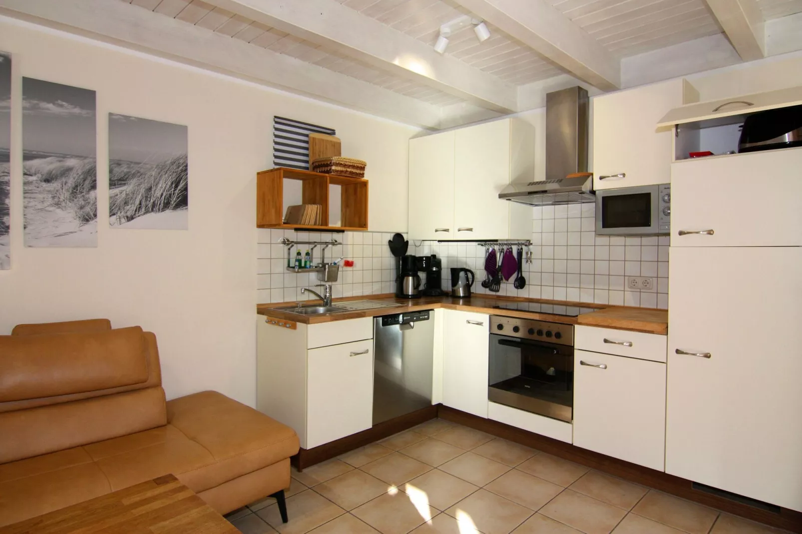 DHH Strandhaus links-Kitchen