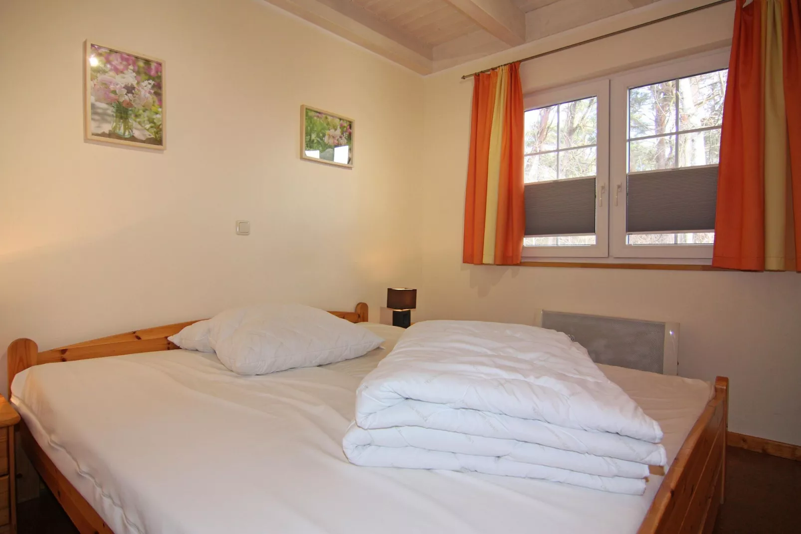 DHH Strandhaus links-Bedroom