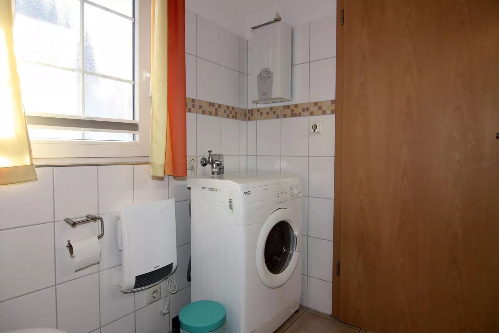 DHH Strandhaus links-Bathroom