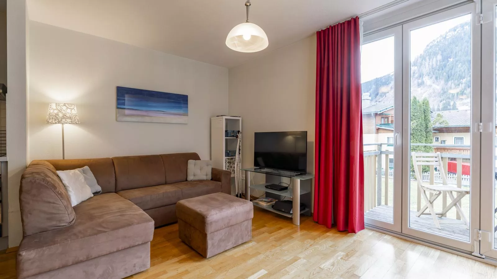 Westside-Living room