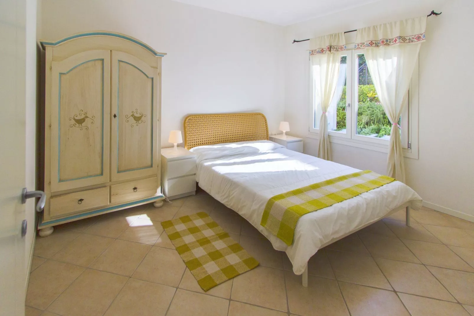 Ea Bianca Bilo 4-Bedroom