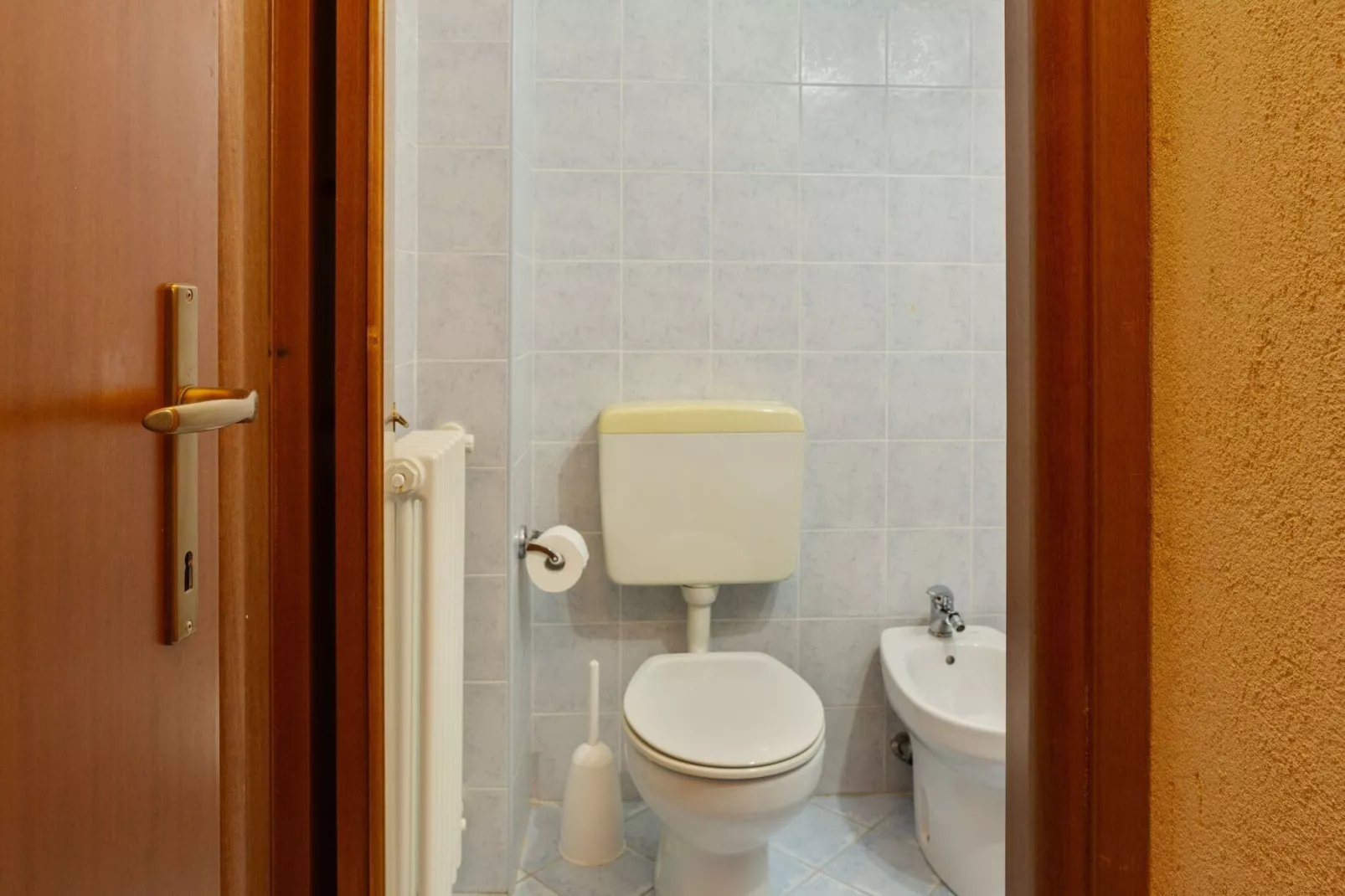 Ginestra-Bathroom