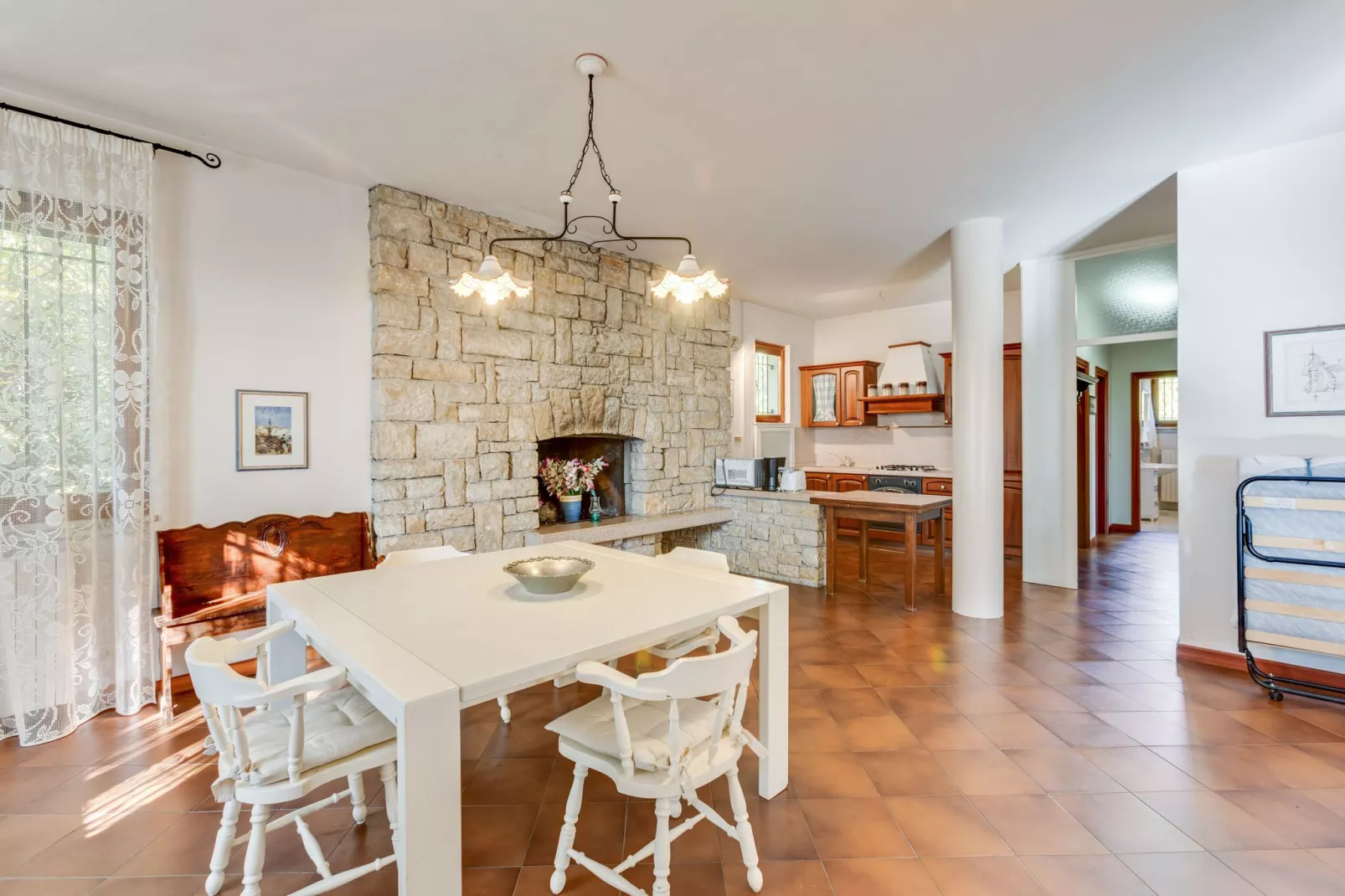 Villa Barono-Dining room