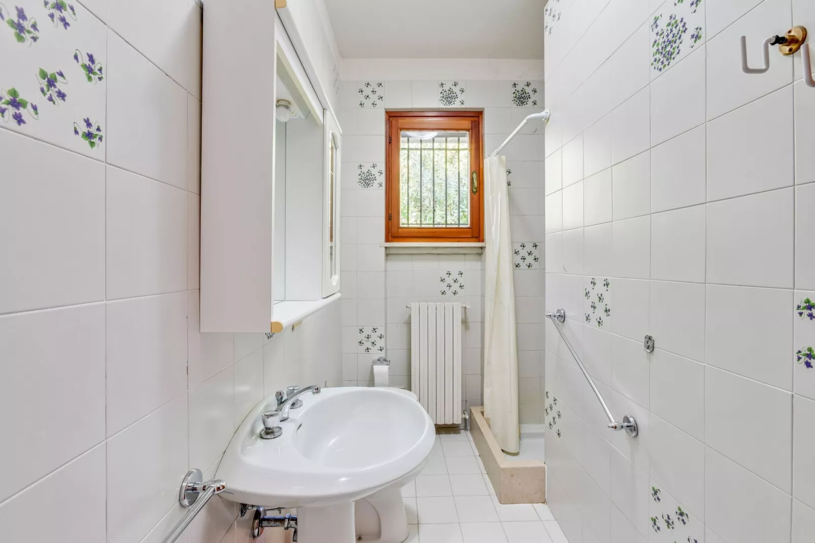 Villa Barono-Bathroom