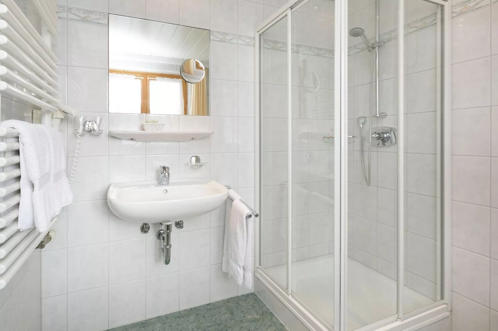 Schönblick 2-Bathroom