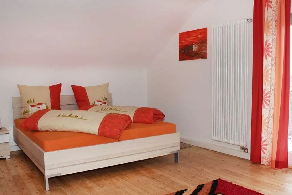 195863-Bedroom