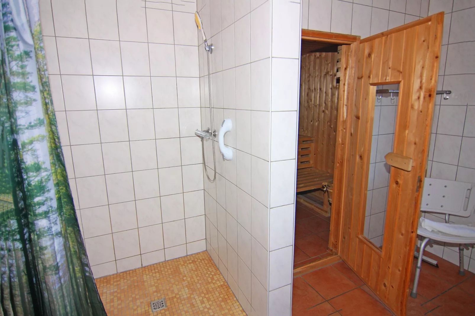 FH für 6 Pers Typ 1-Bathroom