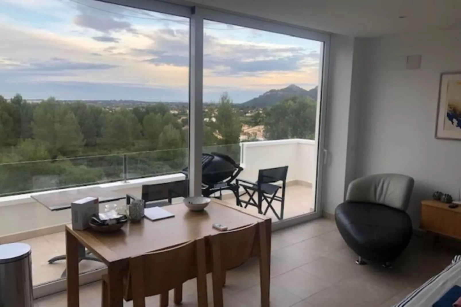 Alegria View-Living room