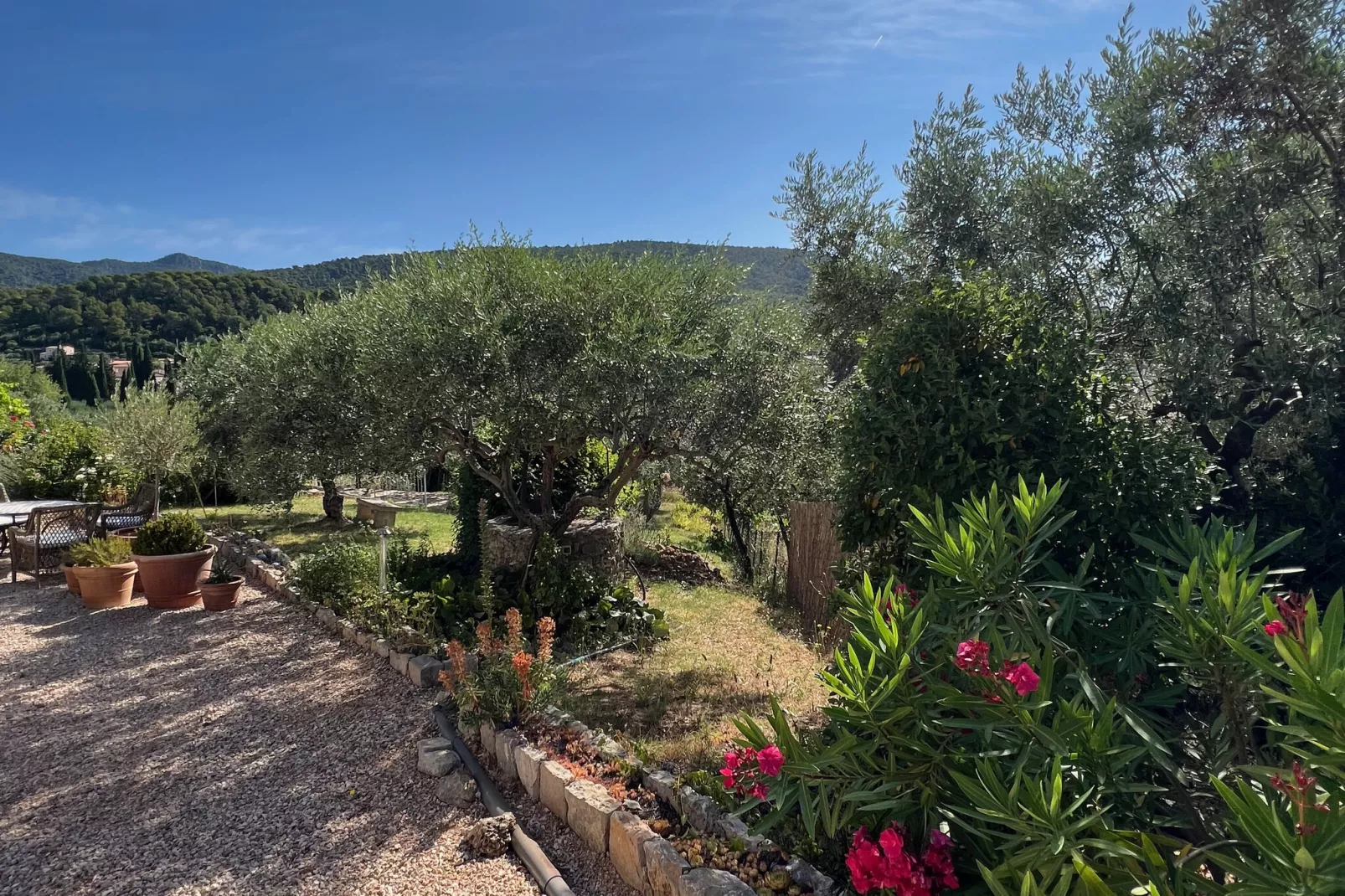 Villa Brancassi-Gärten Sommer