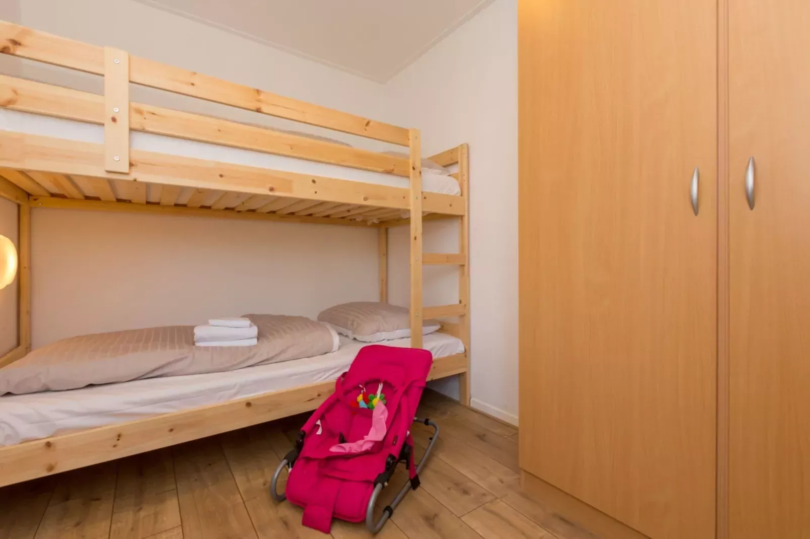 Inlaag 20-Bedroom
