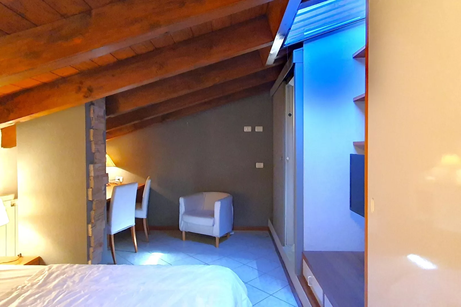 BOS04/1-Bedroom
