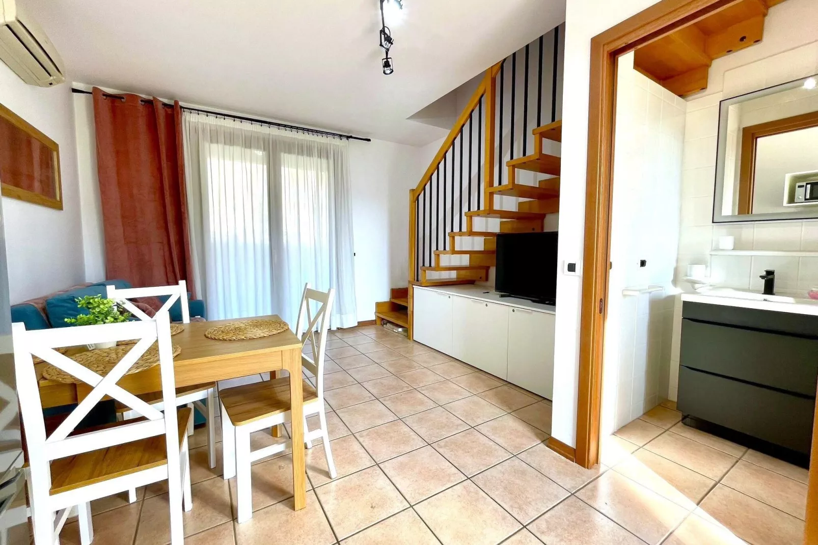 Ginepri D 8-Wohnzimmer