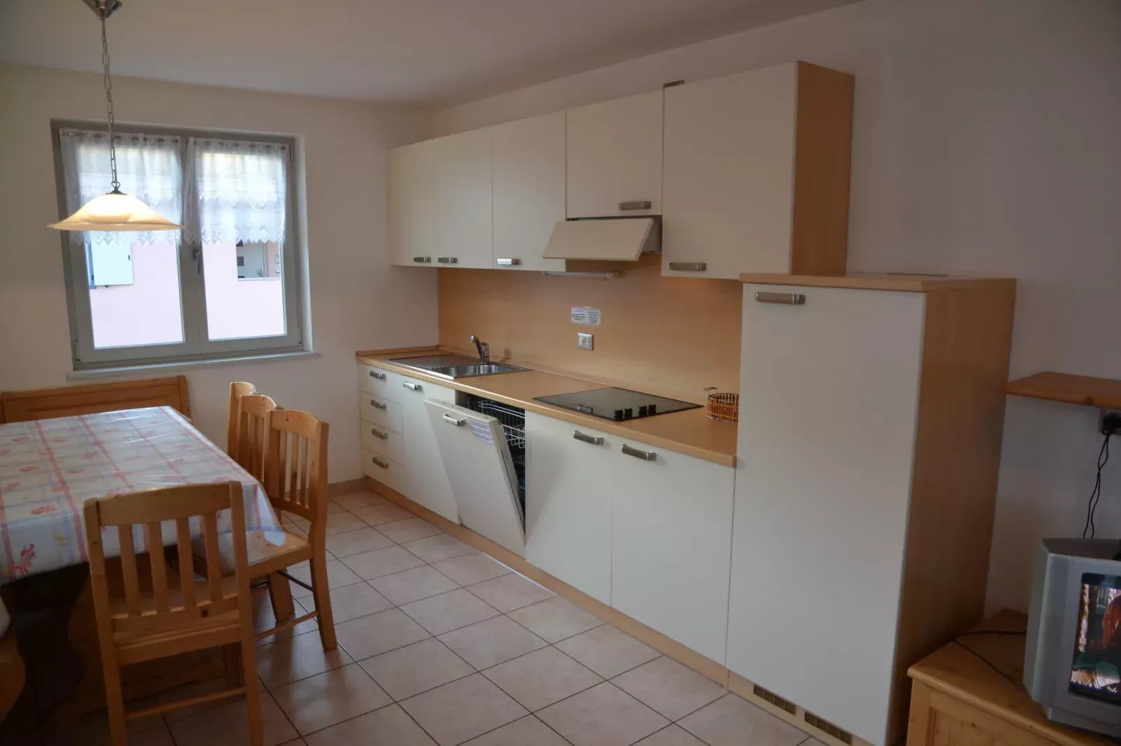Le Plejadi Trilo-Kitchen