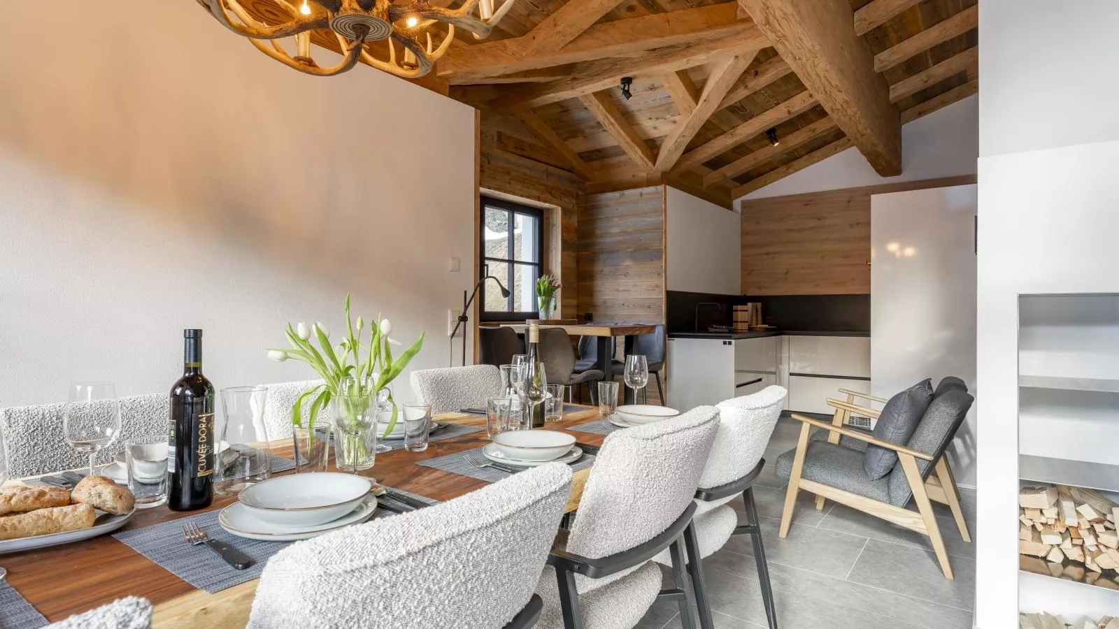 Haus am Hang-Indoor
