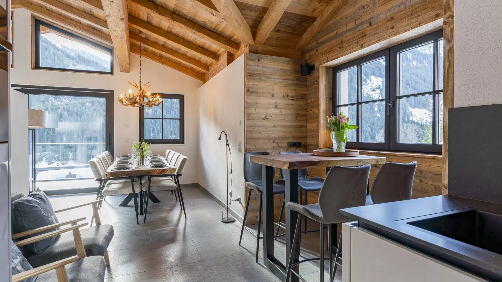 Haus am Hang-Indoor