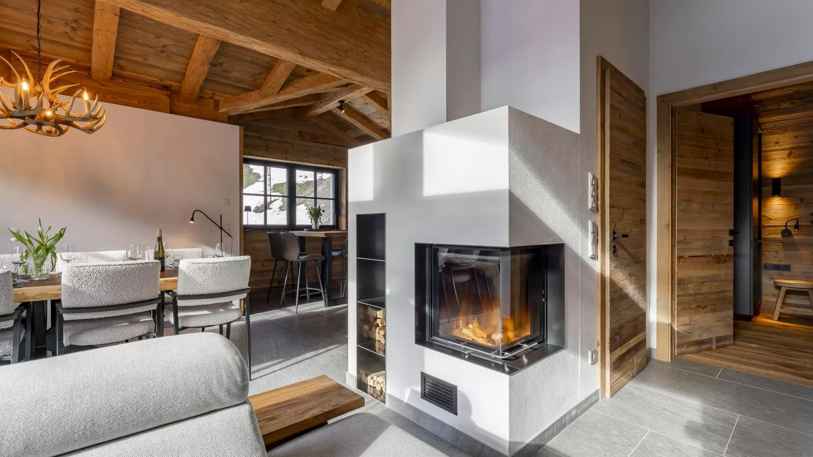 Haus am Hang-Living room