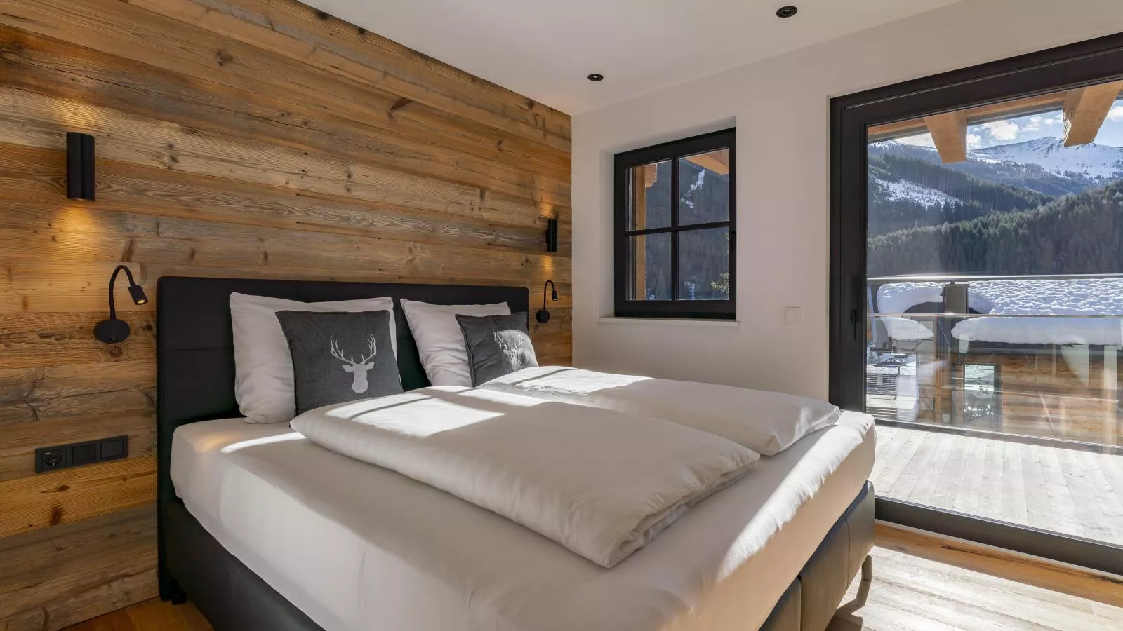 Haus am Hang-Bedroom
