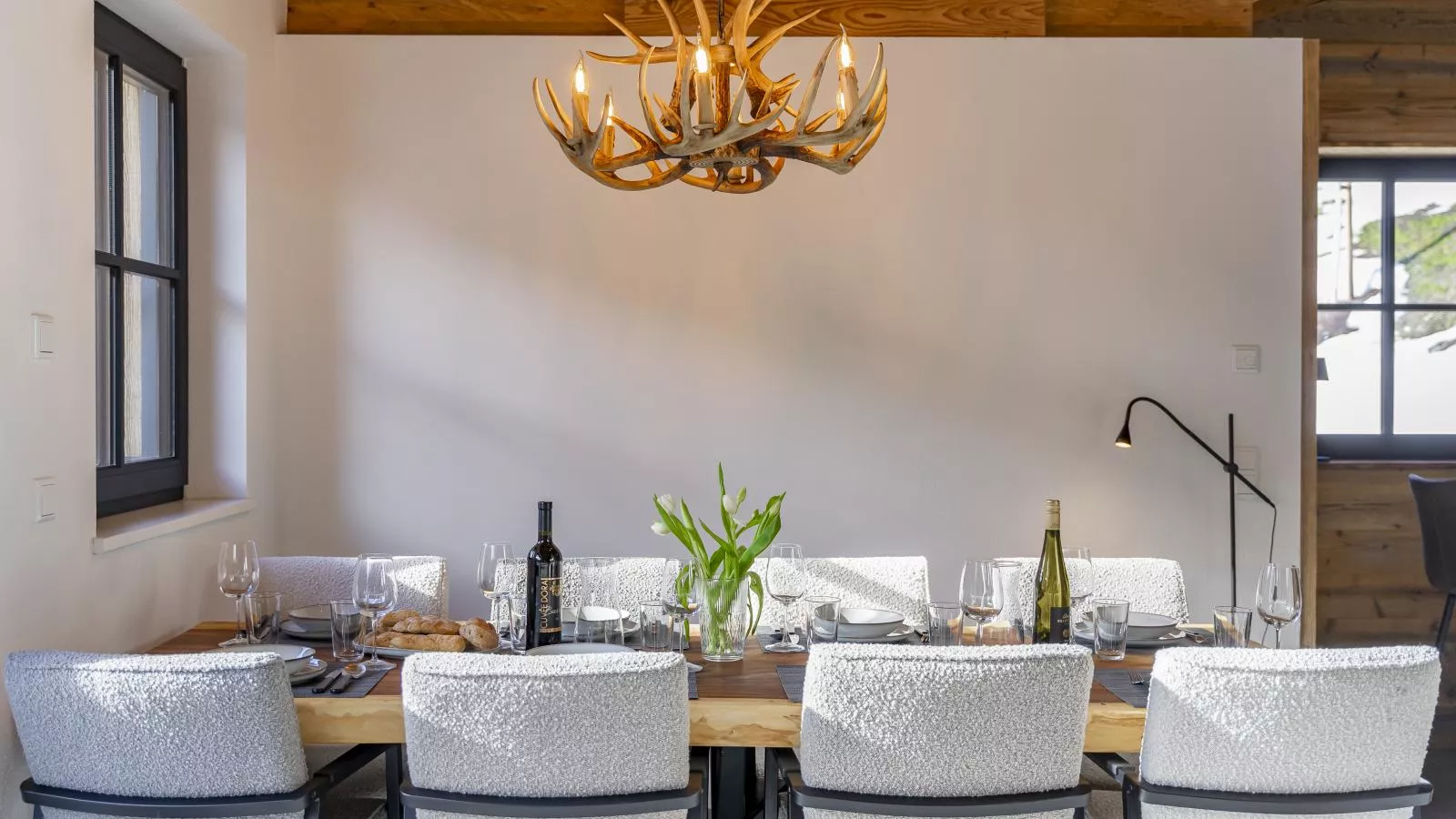 Haus am Hang-Dining room
