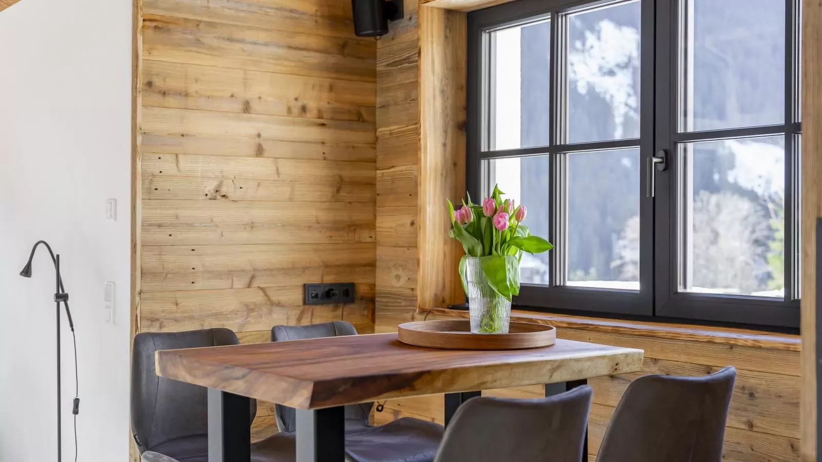 Haus am Hang-Dining room