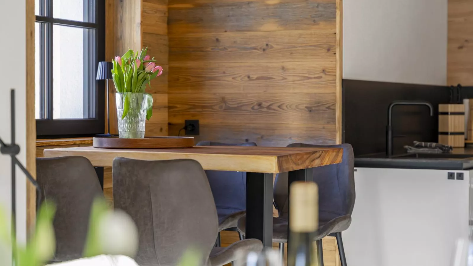 Haus am Hang-Dining room
