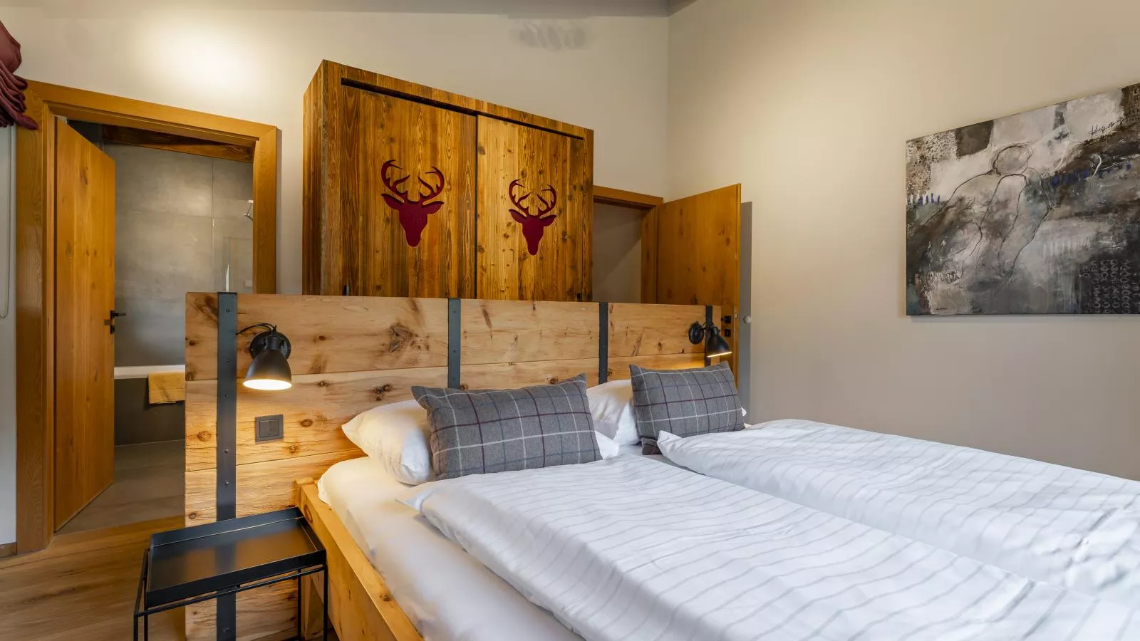 Schneeflocke Leogang-Schlafzimmer