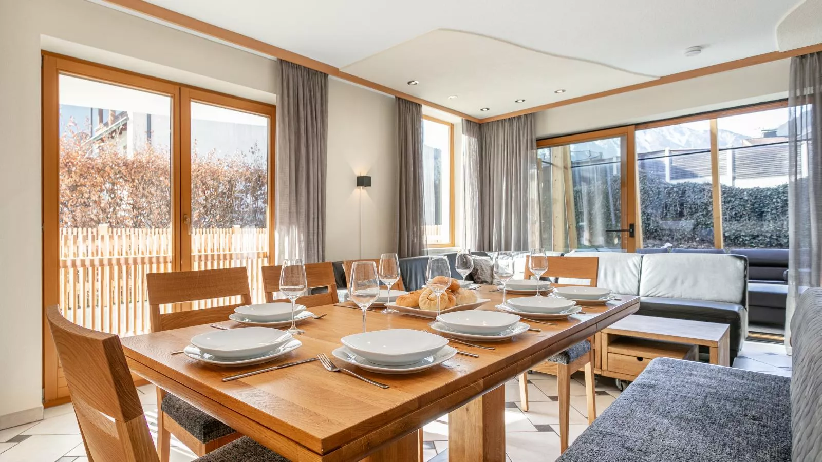 Am Ziller-Dining room