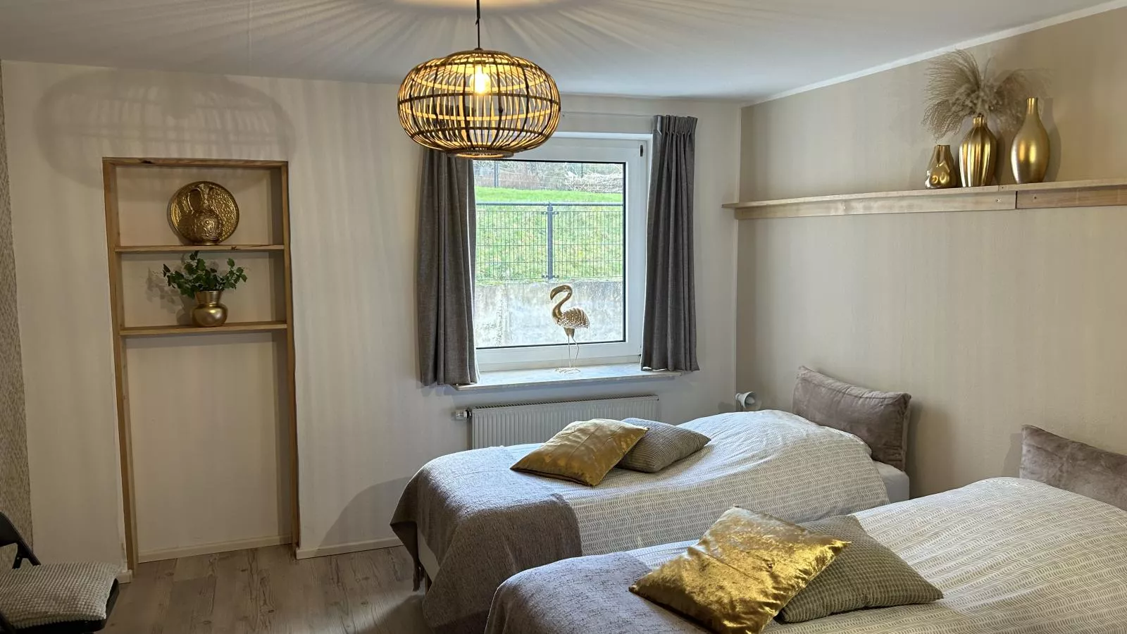 Grutsk-Bedroom