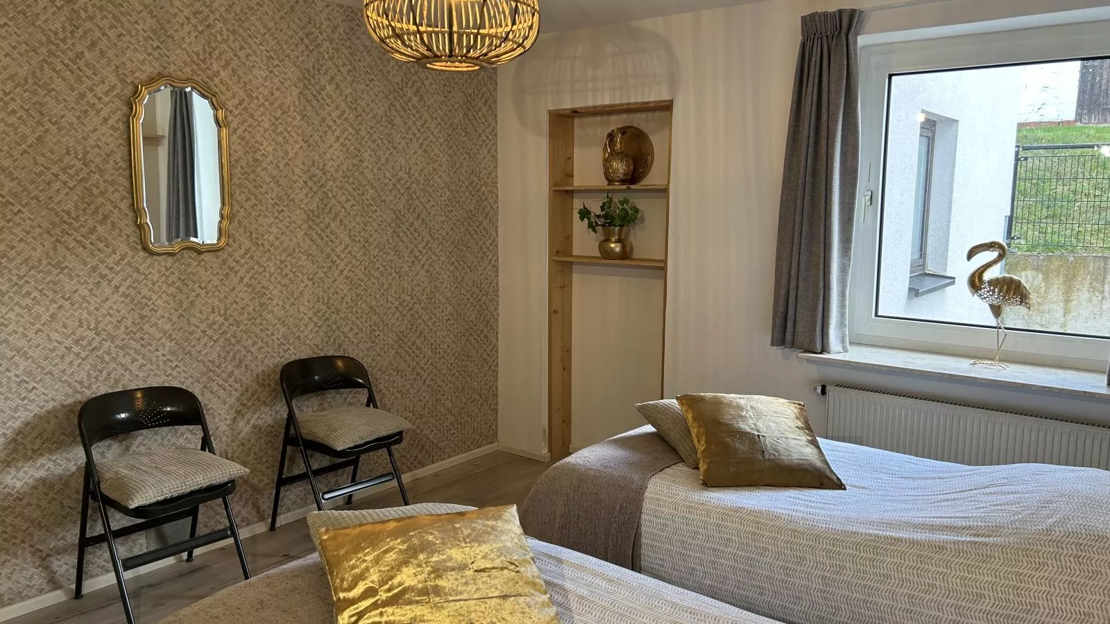 Grutsk-Bedroom