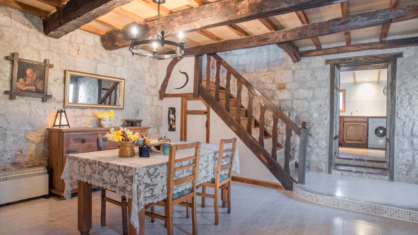 La Tour-Dining room
