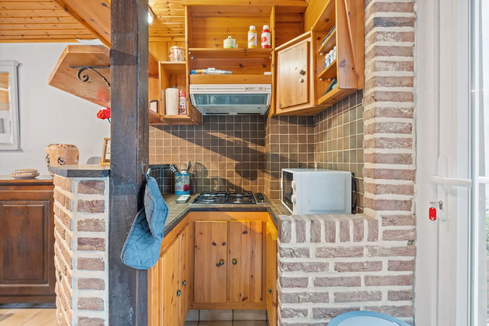 Onze Lieve Vrouw 6 001-Kitchen