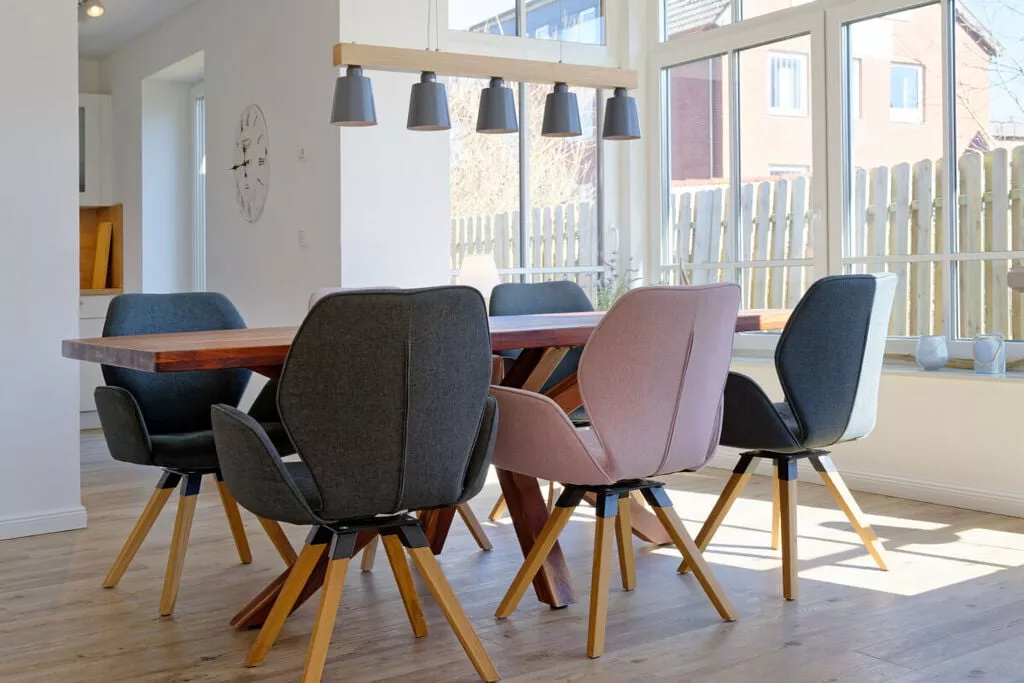 295224-Dining room