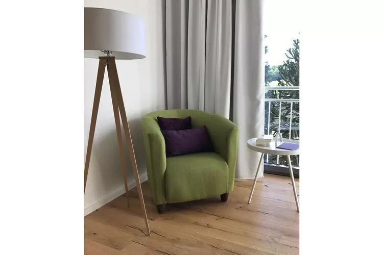 182756-Bedroom