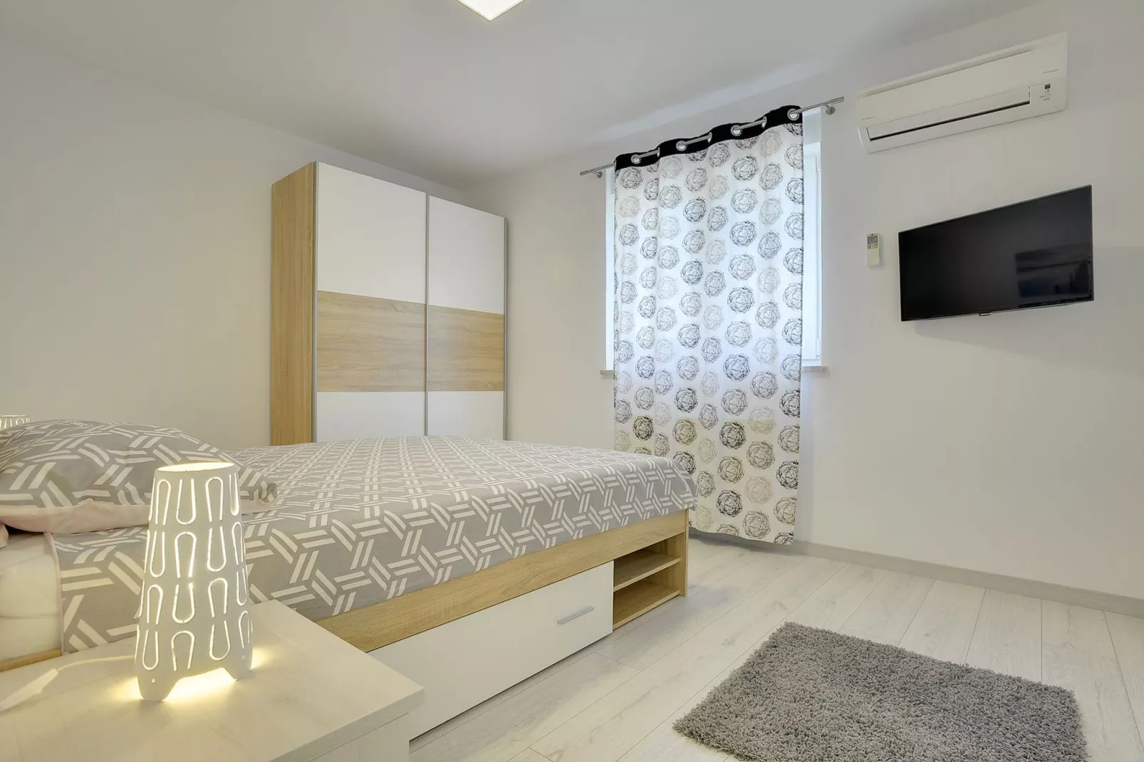 Casetta Filip-Bedroom