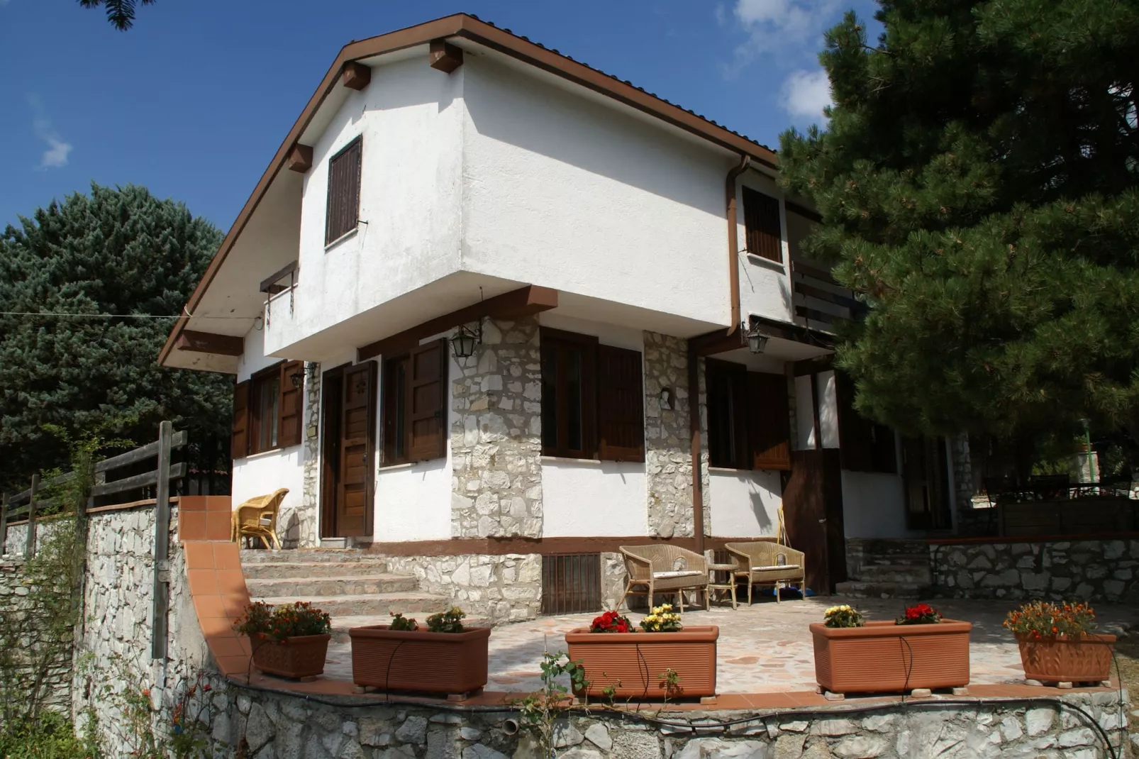 Casa Collepino-Exterior summer