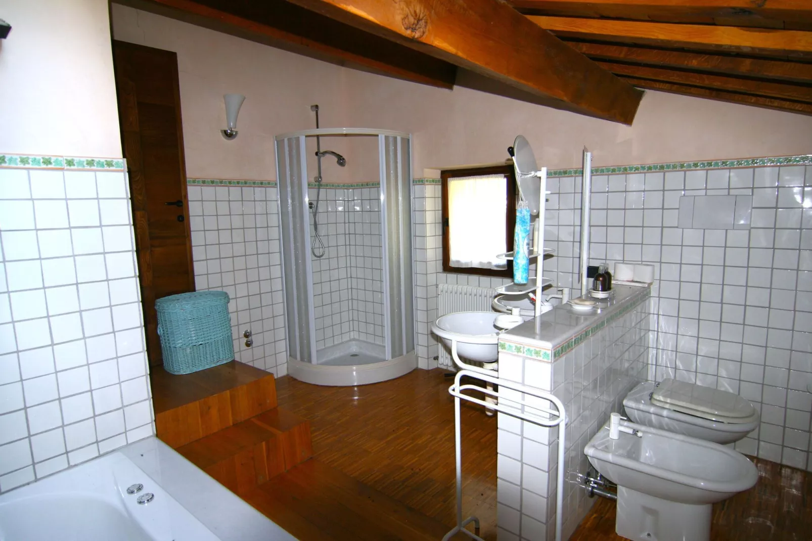 Villa Isabella-Bathroom