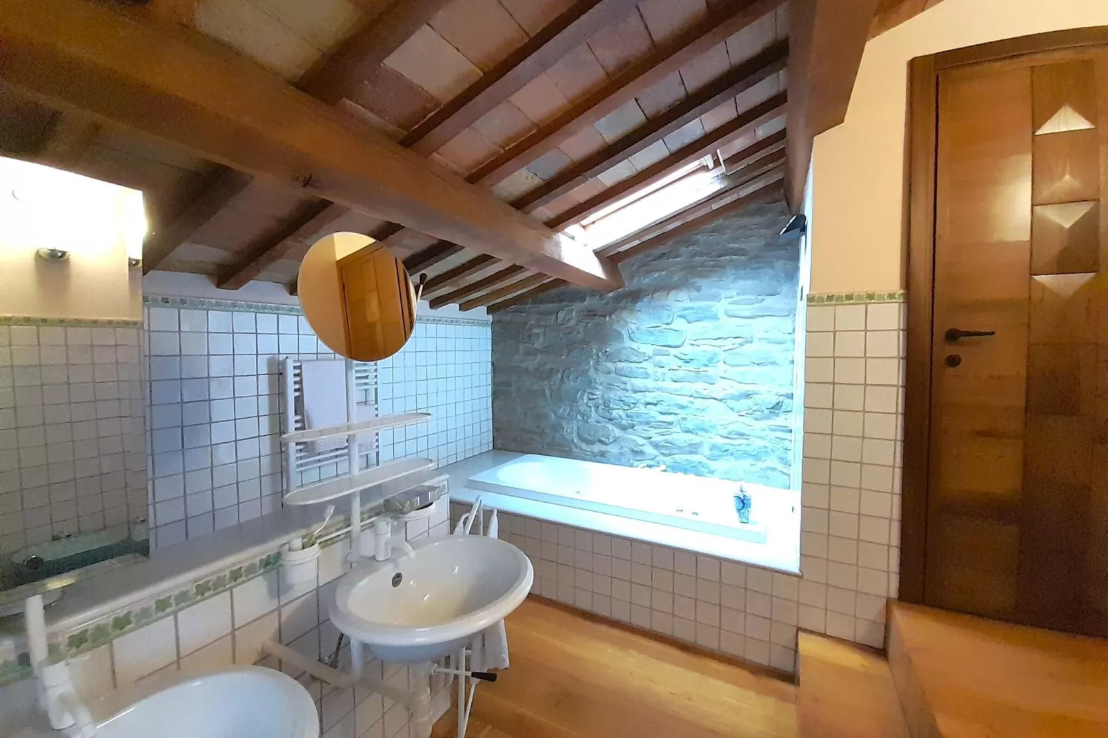 Villa Isabella-Bathroom