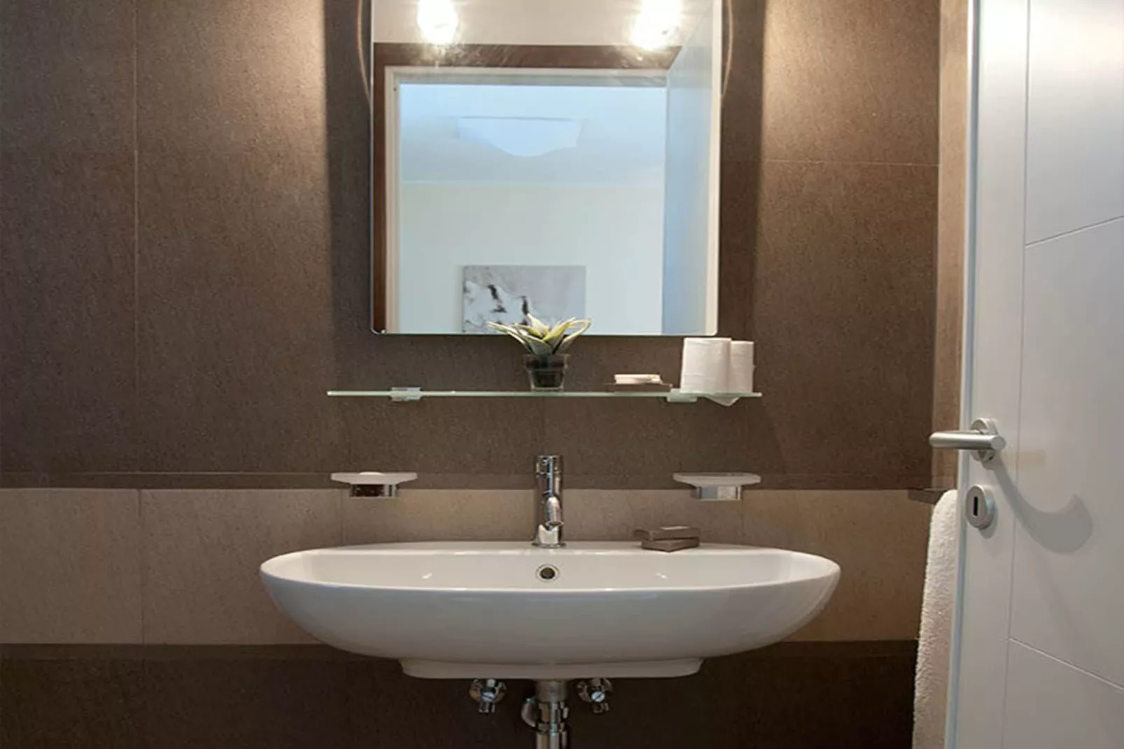 Bilo Quattro-Bathroom