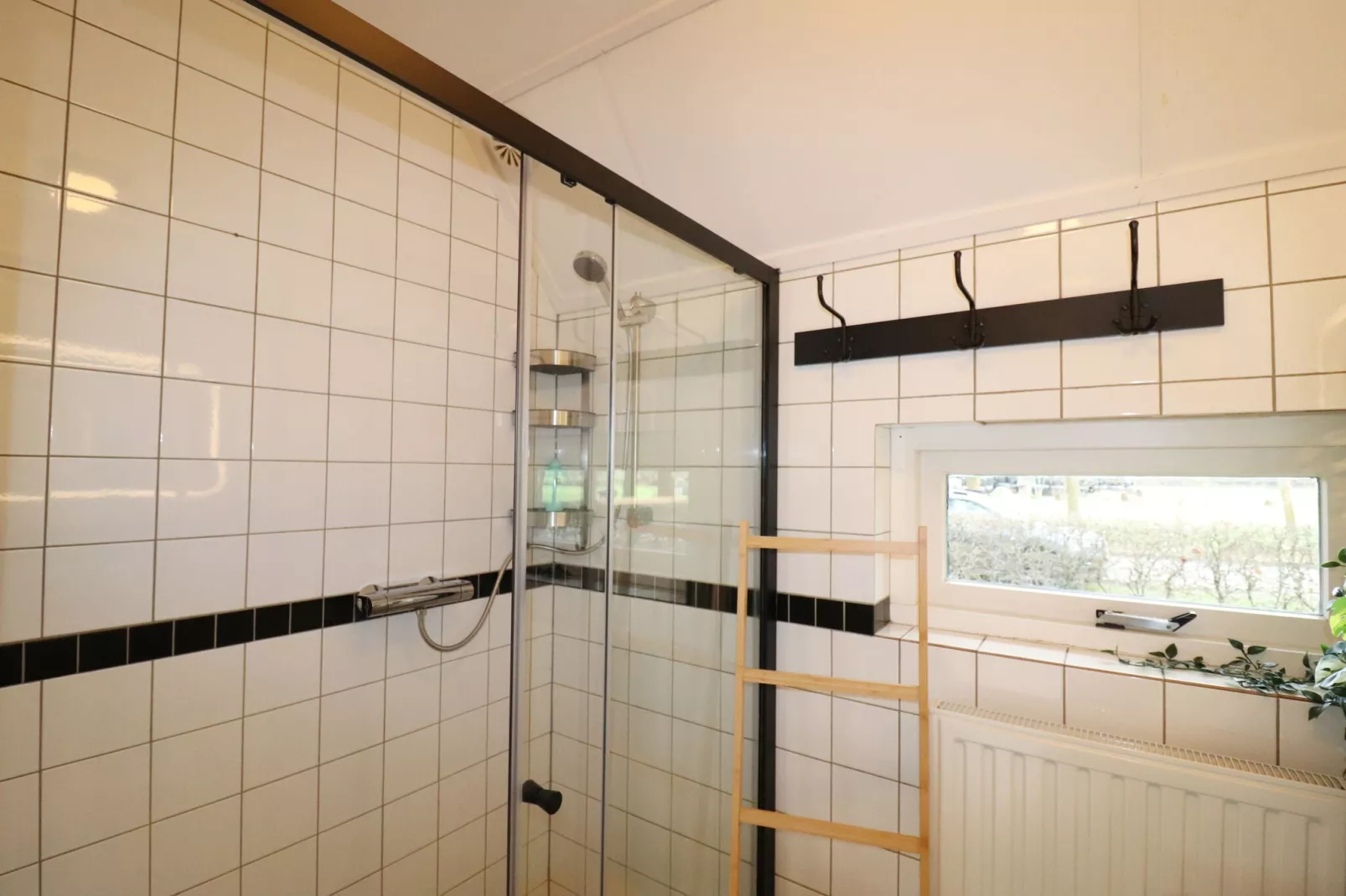 Boerderij De Wilgen-Bathroom