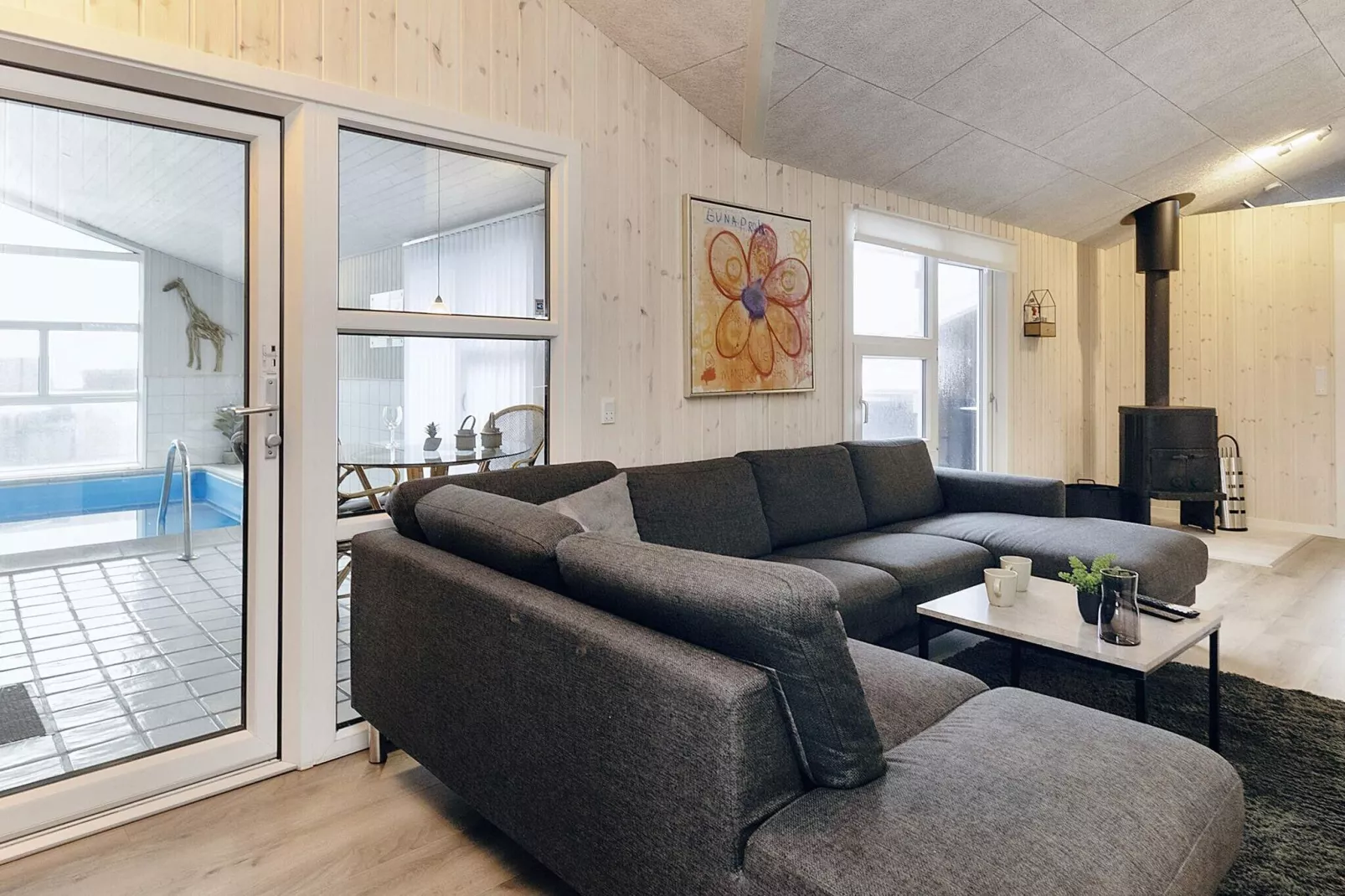 Luxury Cottage with Pool and Sauna-By Traum