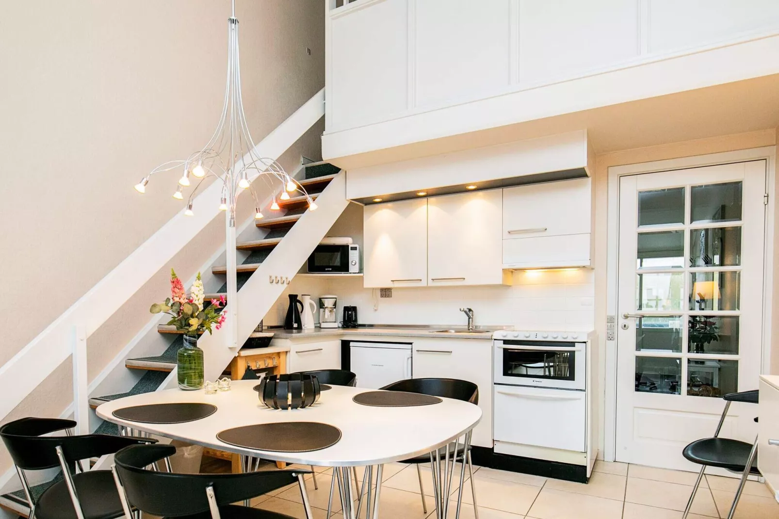 2½ room, 1 st floor-Indoor