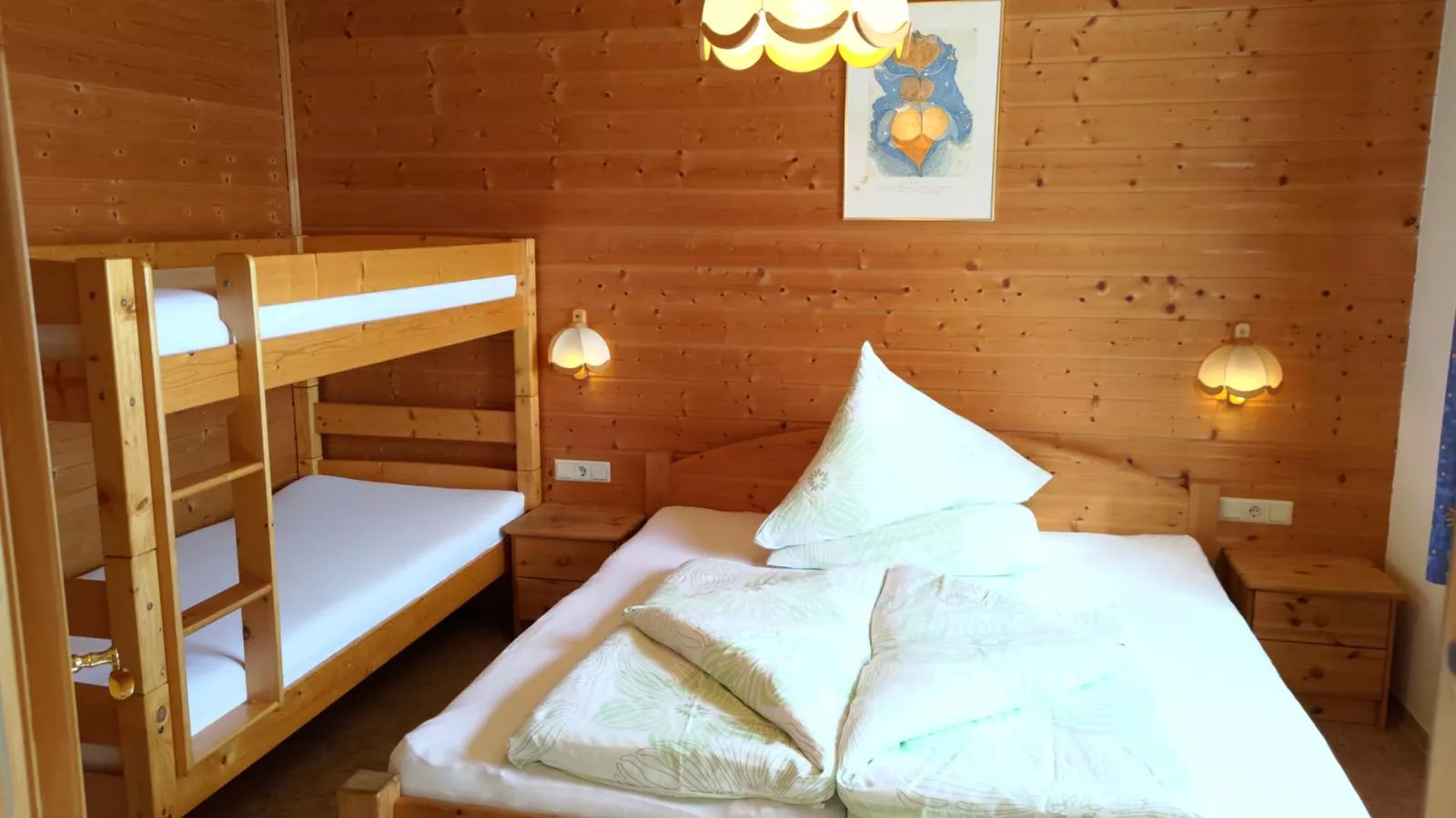 Mohr-Bedroom