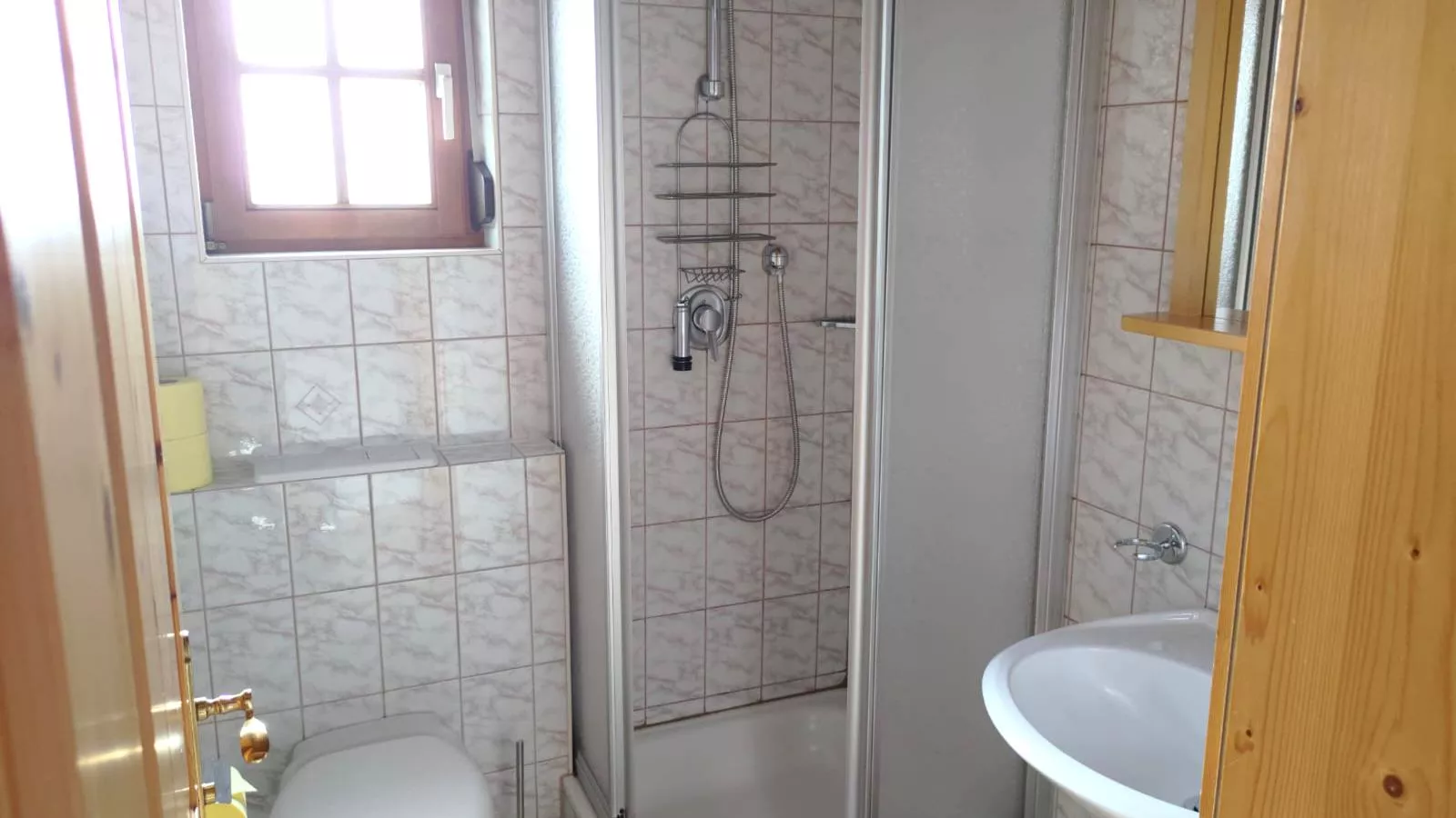 Mohr-Bathroom