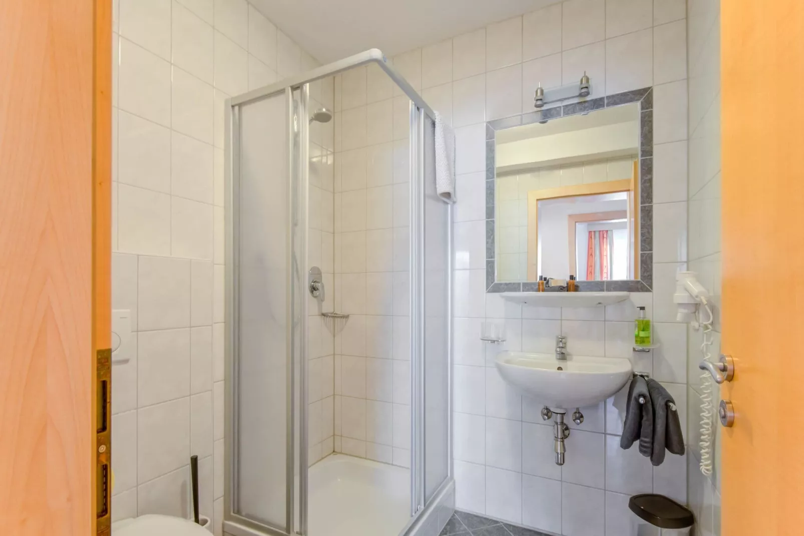 Appartment groß-Bathroom