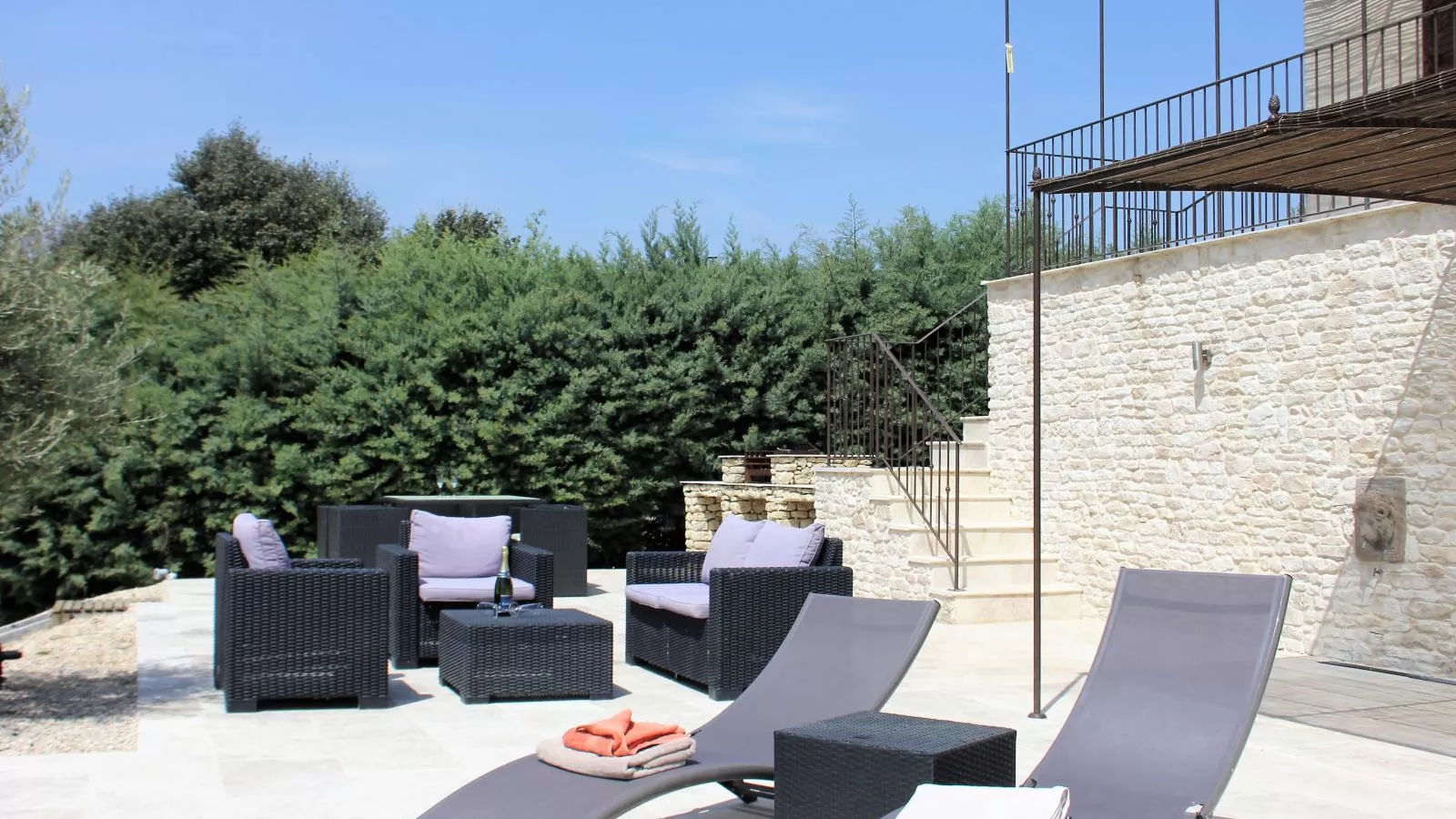 Le Mistral-Terrace balcony